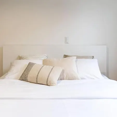 1br With Patio In Lauttasaari